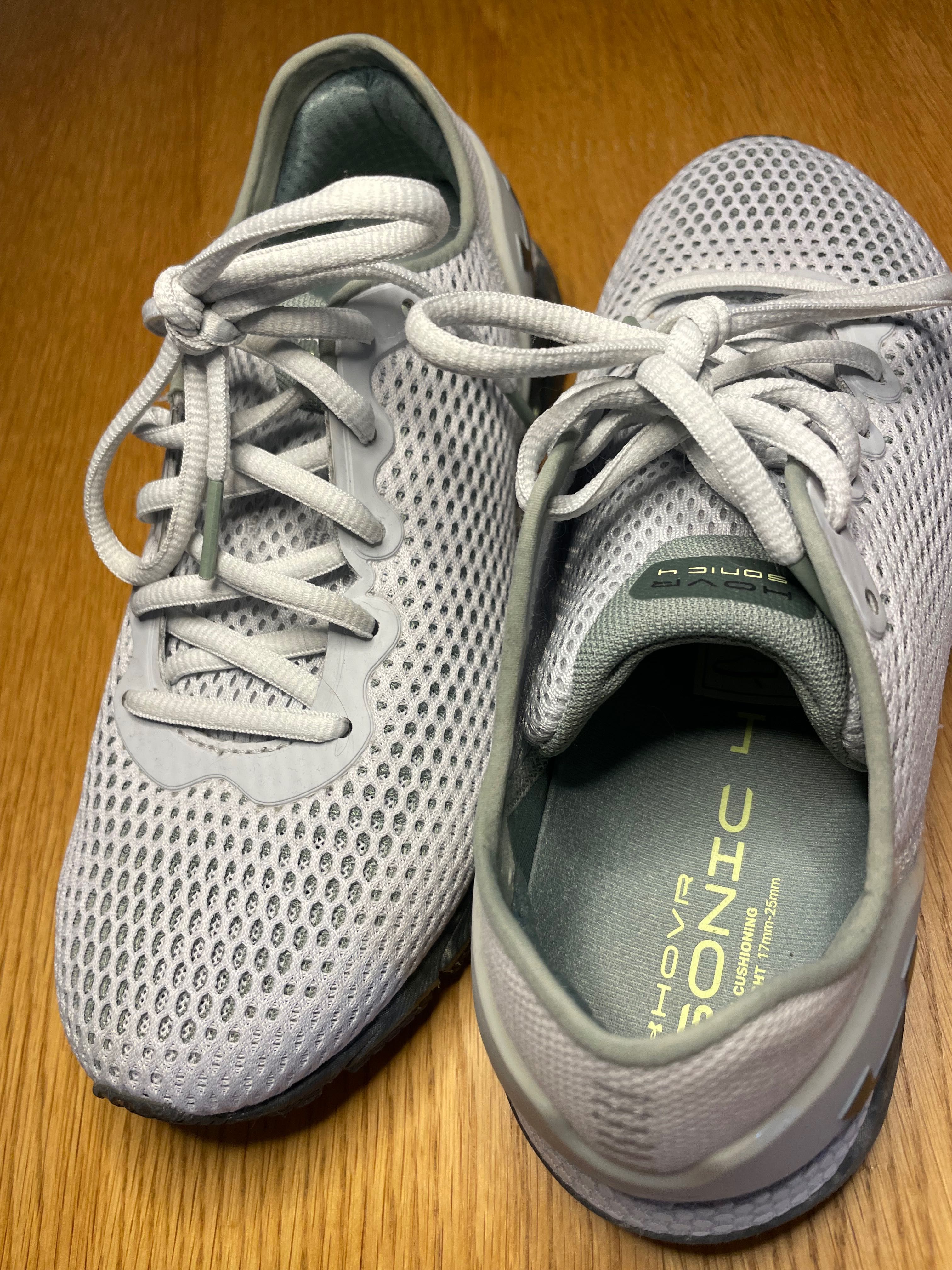 Tênis/Sapatilha Under Armour usados uma vez