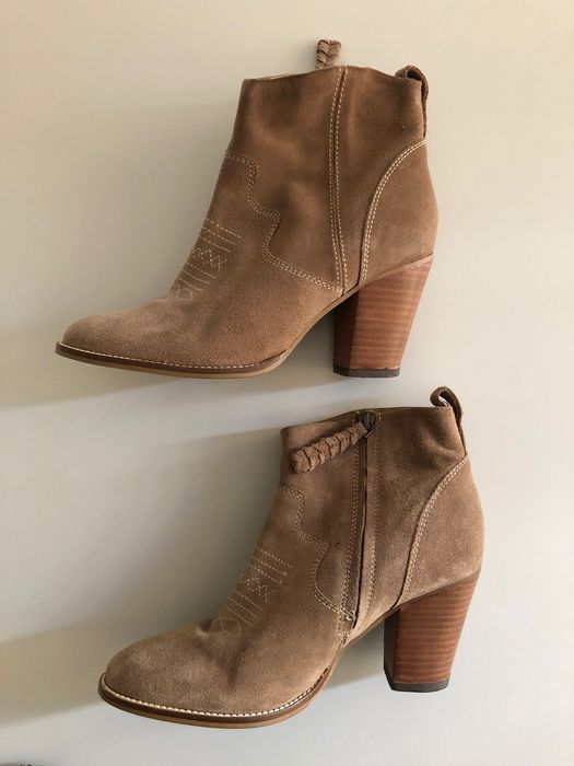 Botins camurça bege | 39 | Cortefiel