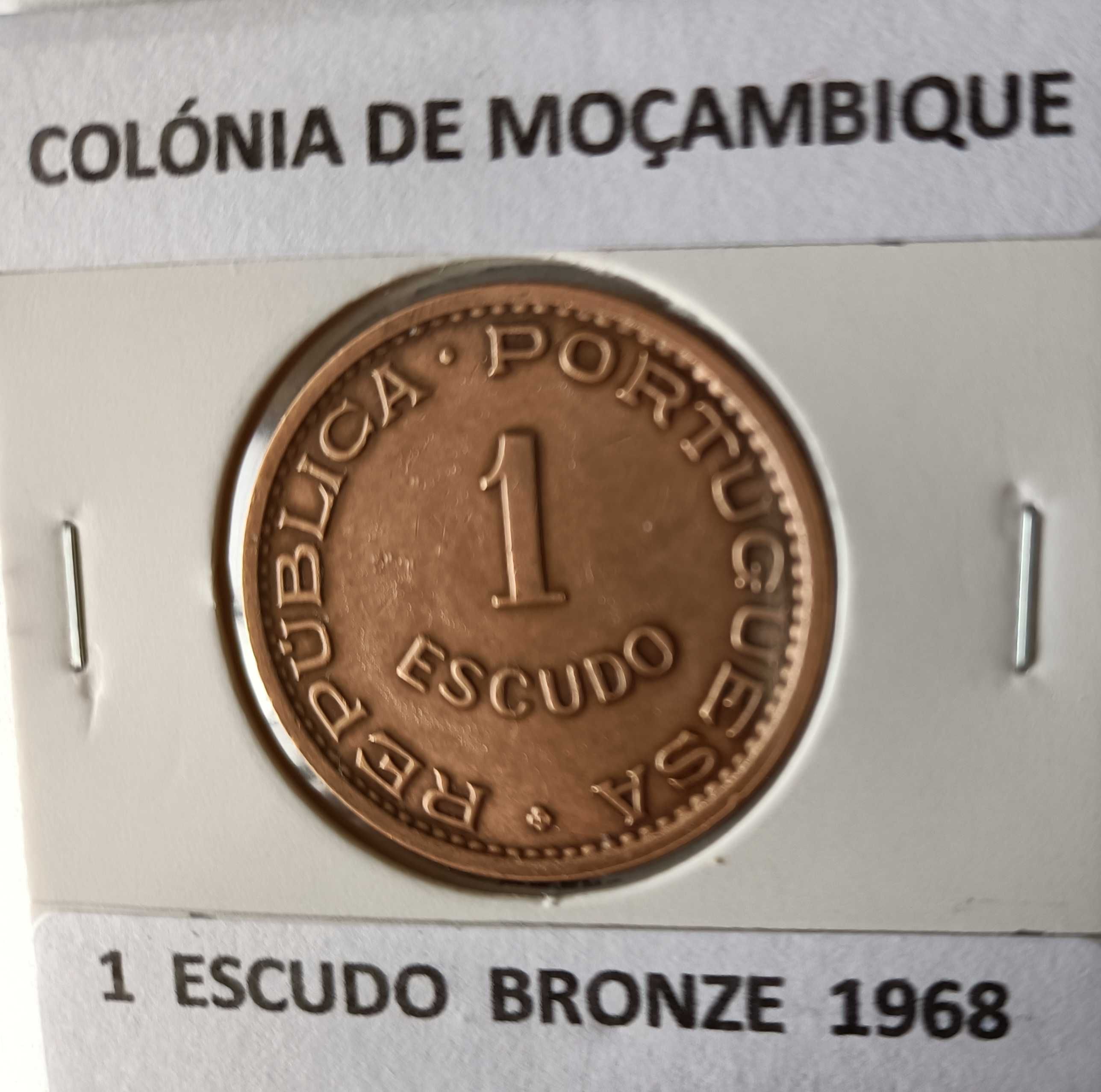 4 Moedas Portuguesas de 1 Escudo Circuladas na Ex Colónia Moçambique