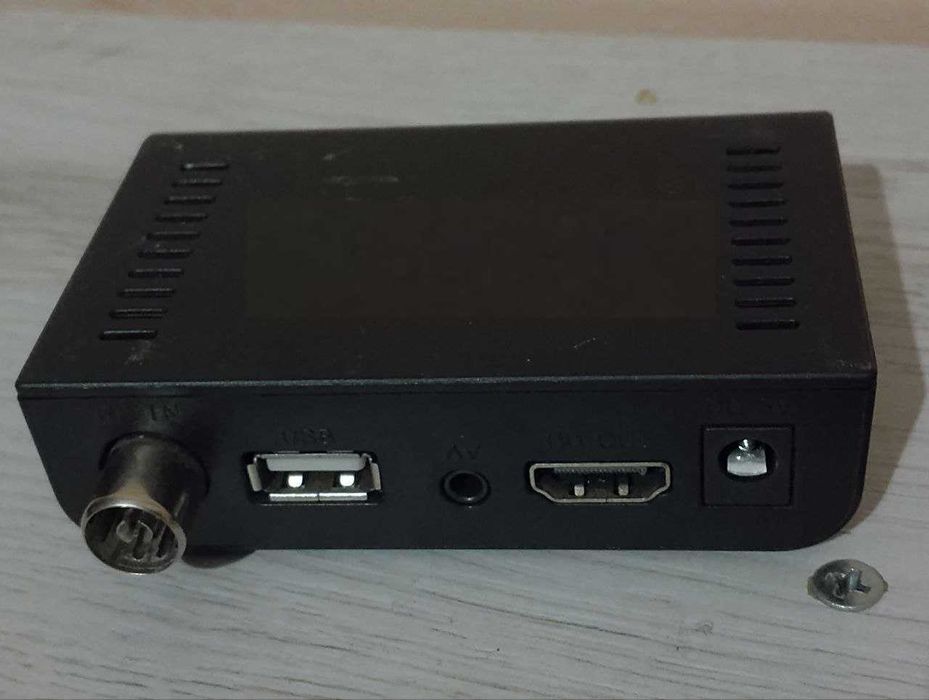 Цифровая приставка Т2 DC700HD , Тюнер Ресивер, 2 USB ,