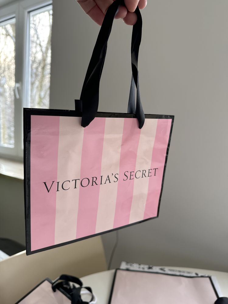 Victora Secret torebka prezentowa papierowa 19/16 róż paski