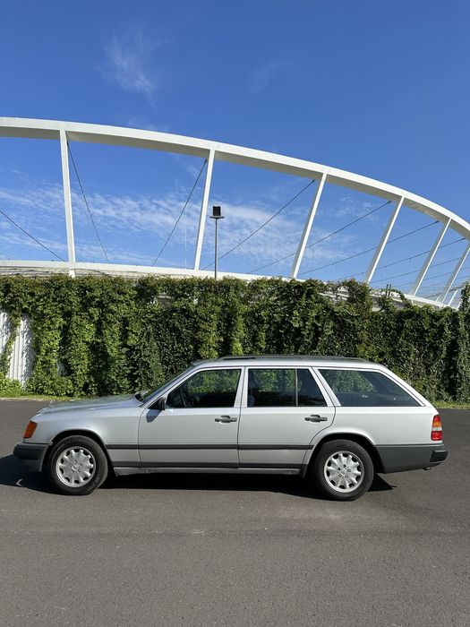 Mercedes W124 T S124 Kombi przedlift Zarejestrowany z OC i przegladem
