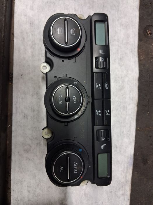 Panel sterowania klimatyzacji VW