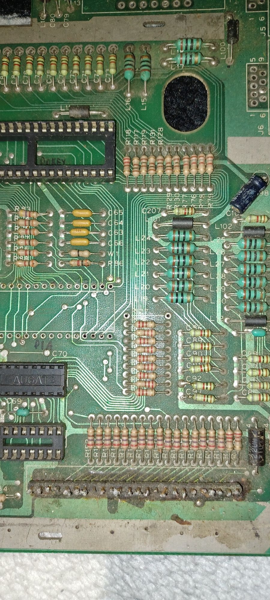 Wyprzedaż-Oryginalna płyta główna z 8 bitowego komputer Atari 65XE