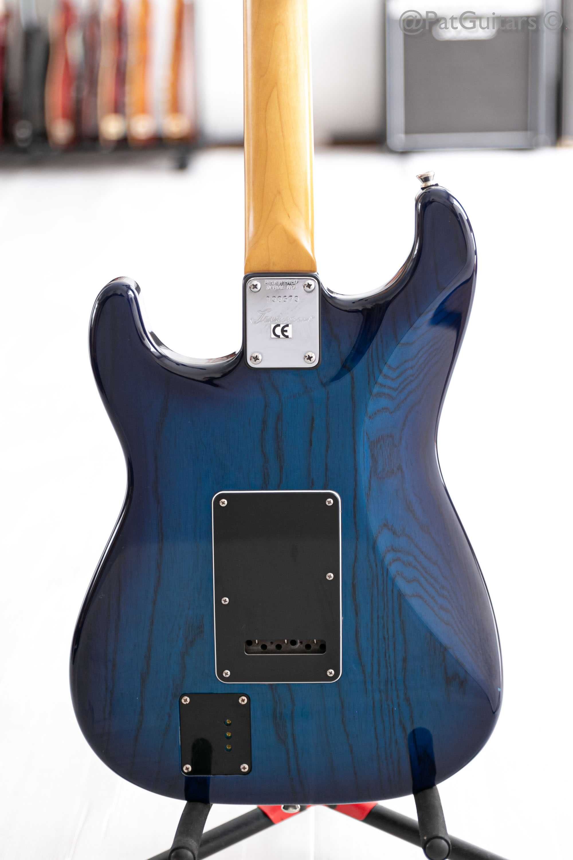 2010s Levinson Blade RH-2 Classic in blue burst