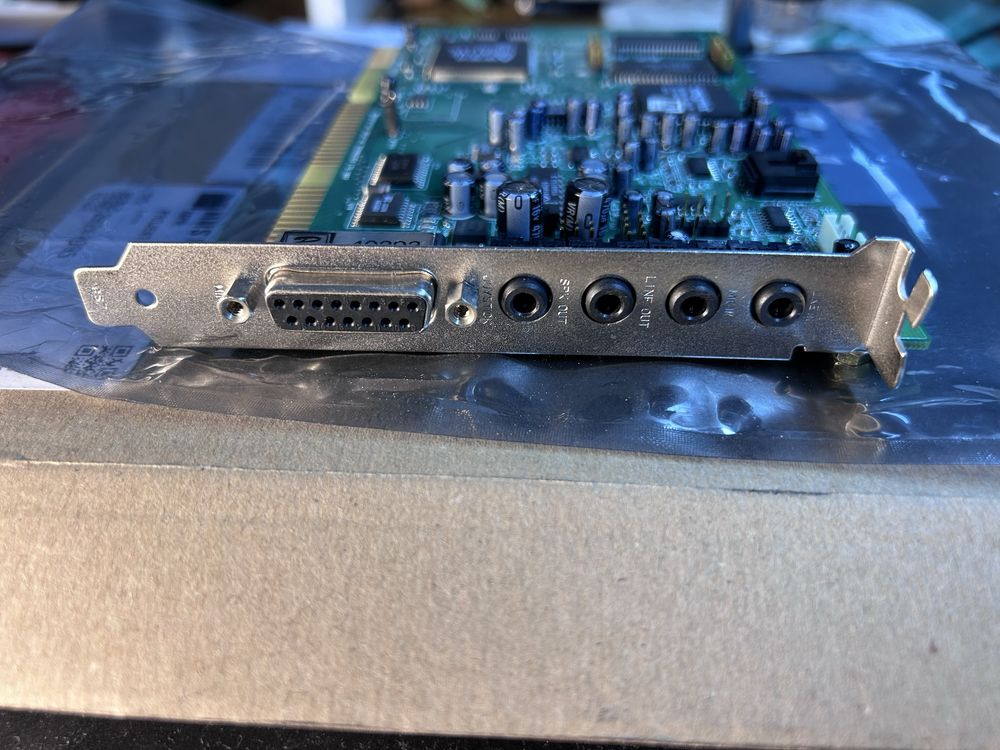 Sound Blaster AWE64 CT4500