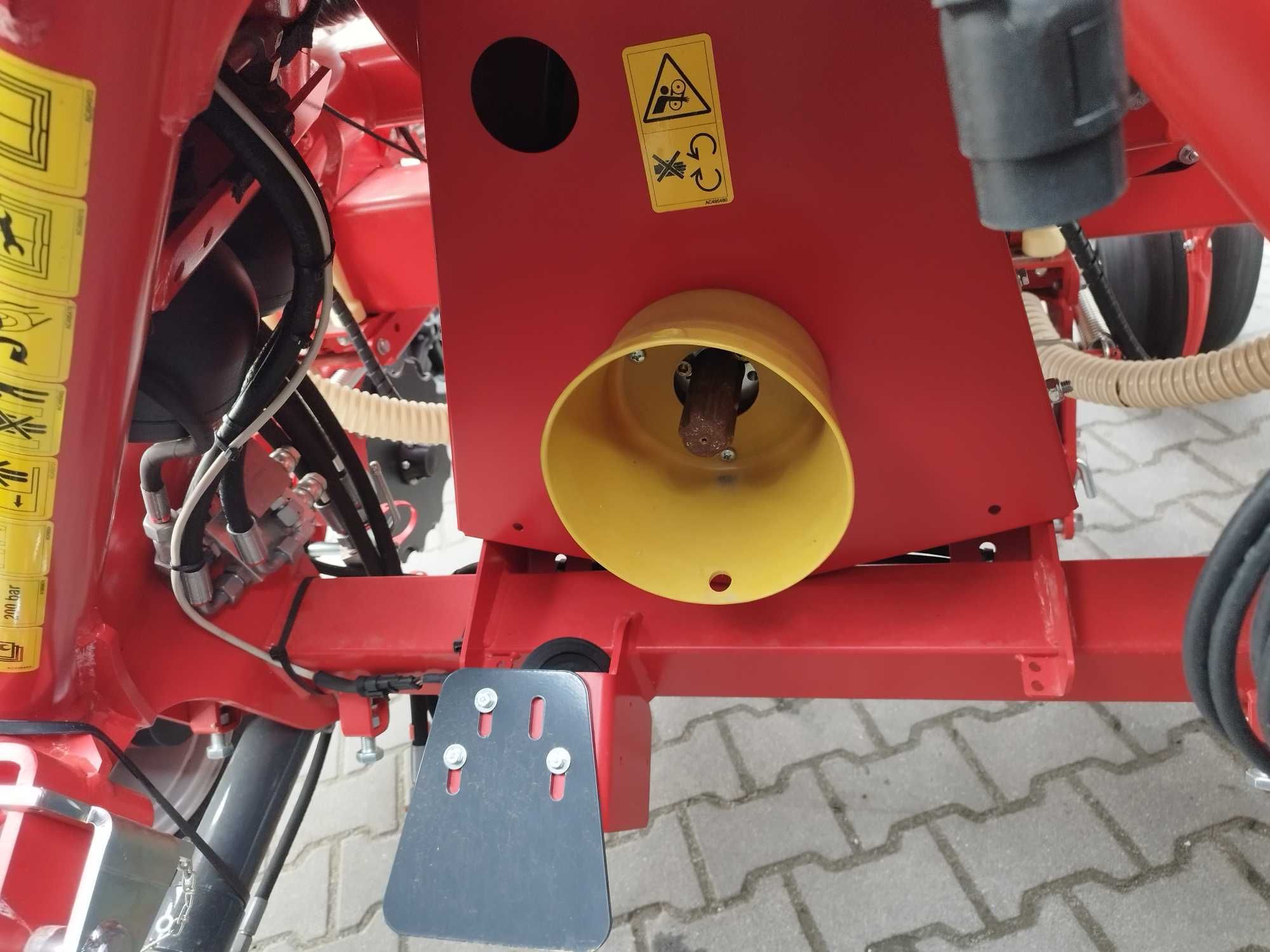 Pneumatyczny siewnik do kukurydzy Kverneland Optima V SX e-drive