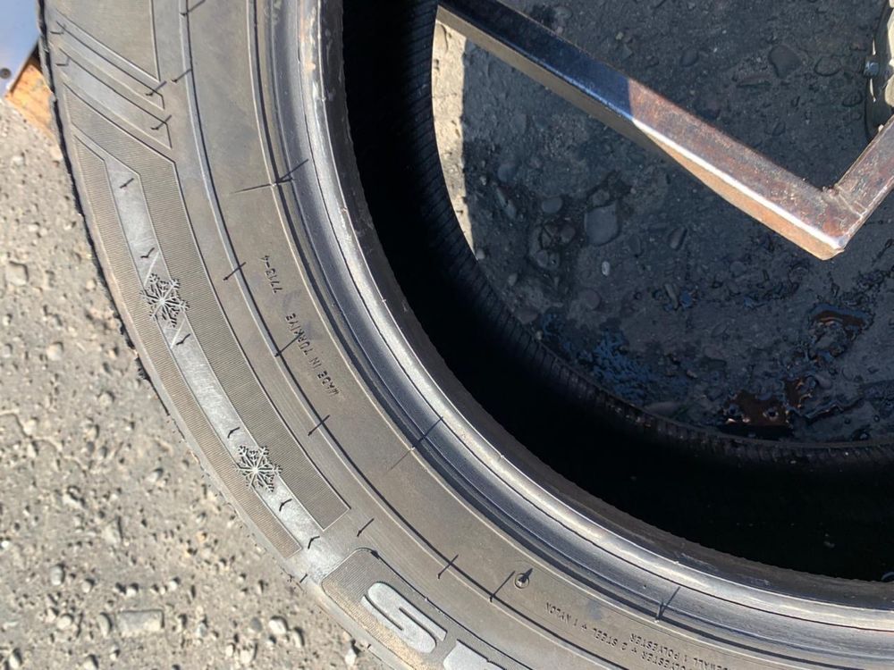 Шини 215/65 R16 Petlas зима 2023 рік 7/7,5 мм
