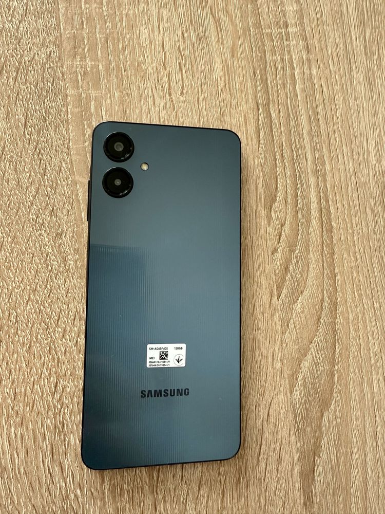 Samsung galaxy a06