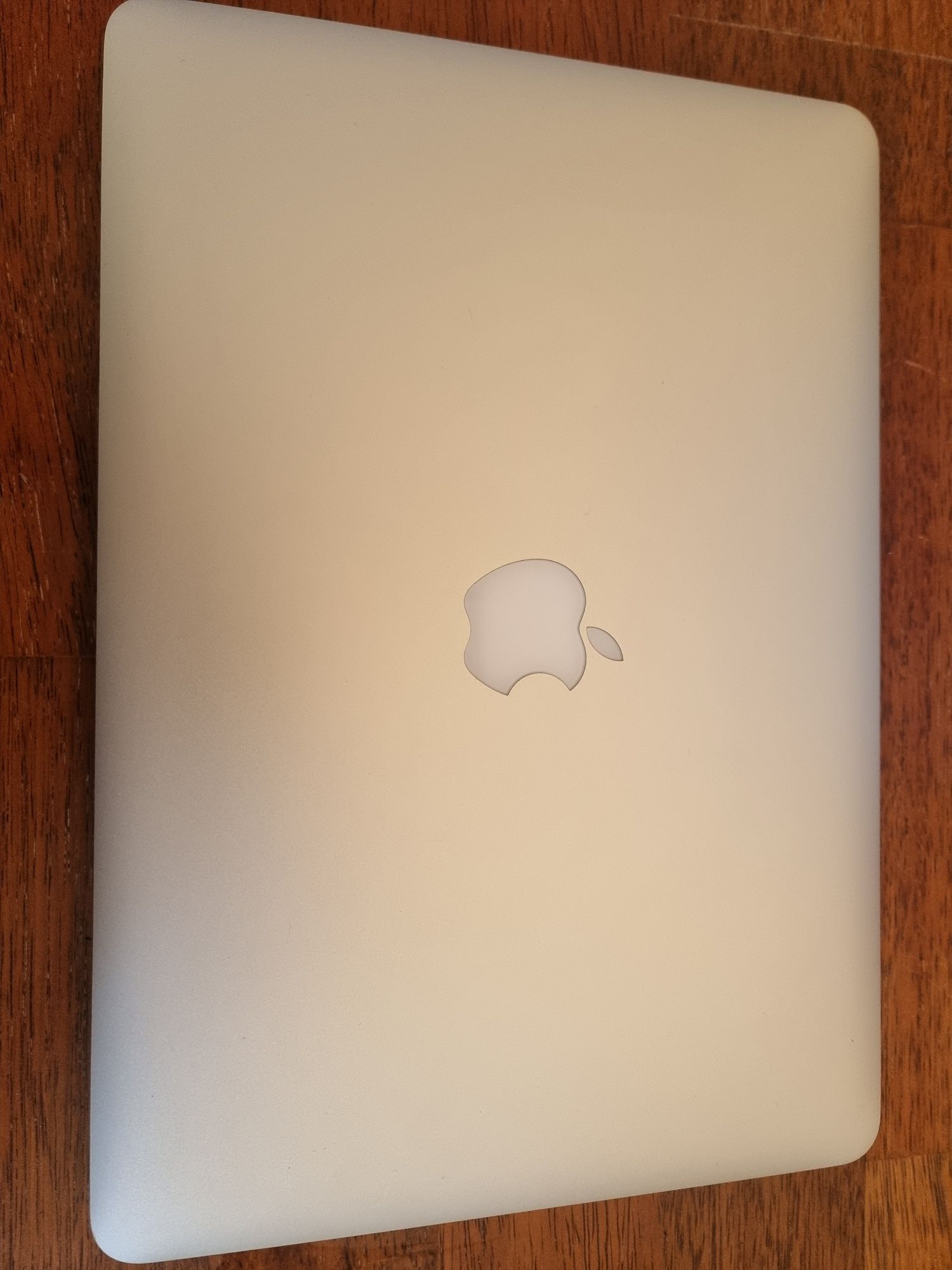 MacBook Air 13.3" 2017r. / 1.8GHz / 8GB / 128 GB