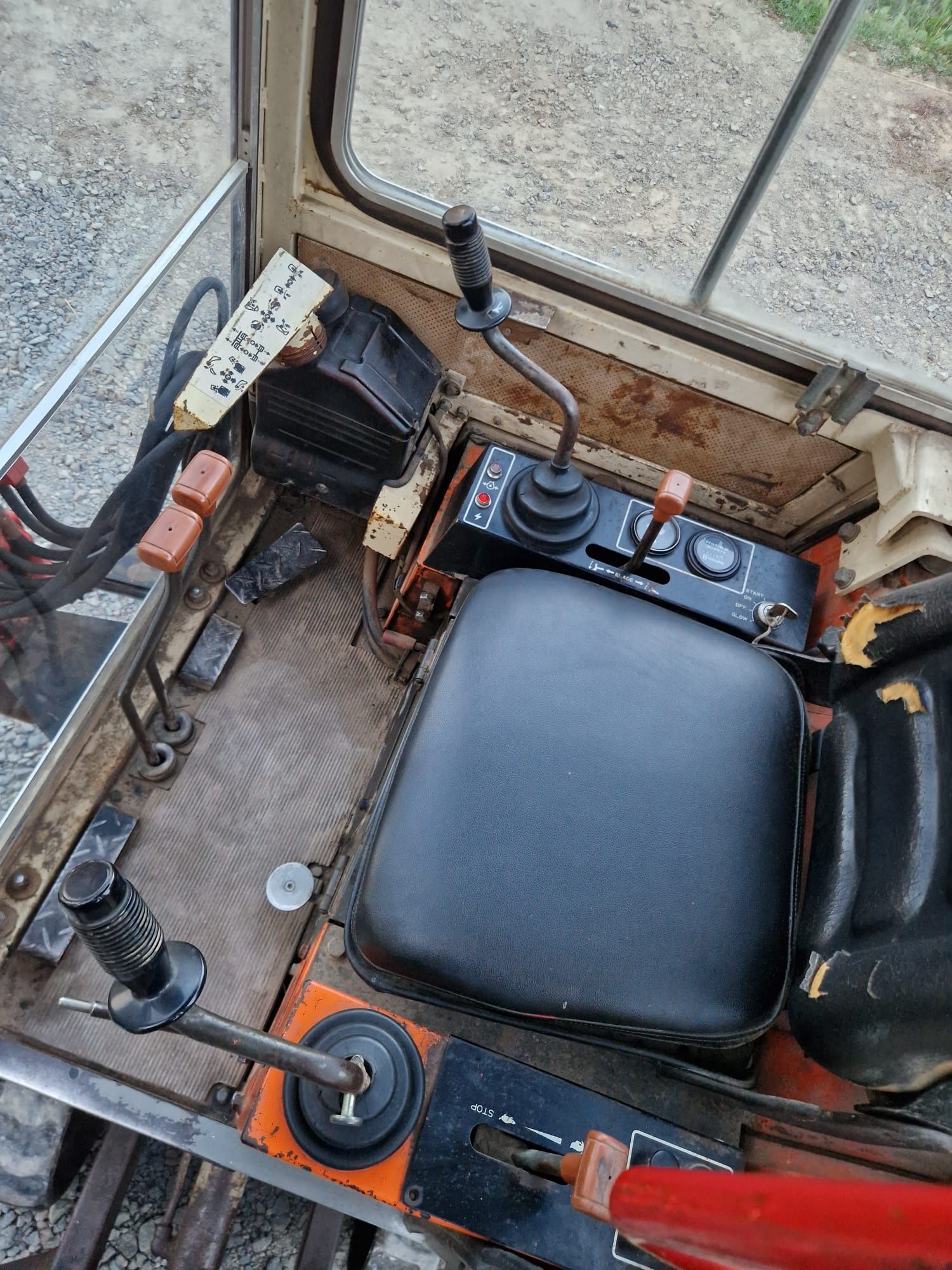 Minikoparka TAKEUCHI TB 15A 3 łyżki