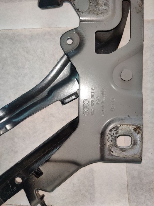 Розширювальний бачок ауді Q5 80A