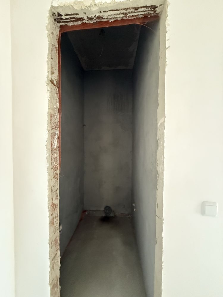 2-к квартира. Локація Озеро. Мазепи 144а. Район Липки (гардероб, балк)
