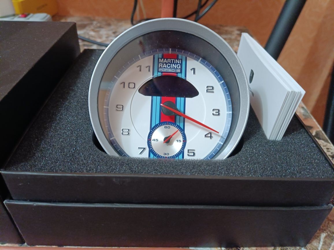 Настольные часы Porsche Tabletop Clock – MARTINI RACING