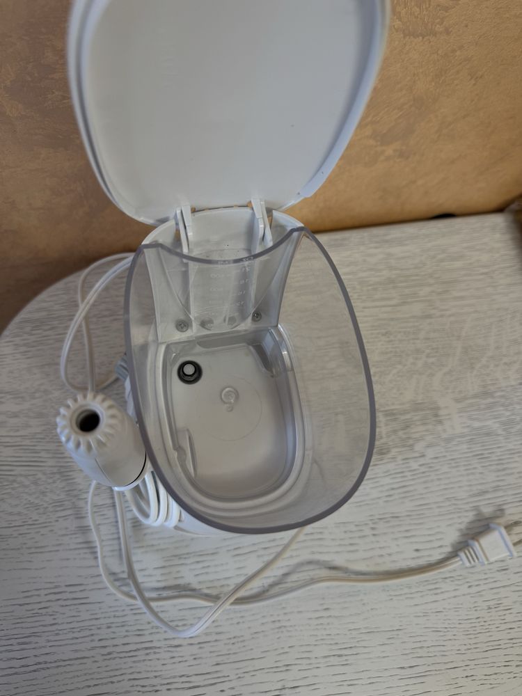 Іригатор Waterpik WP-660C
