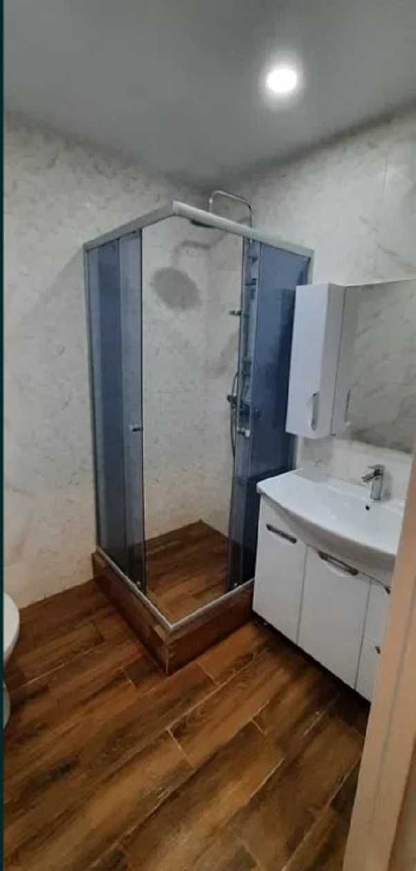 Продається квартира на вул. Берковецькій 6