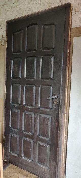 Drzwi zewnętrzne z ościeżnicą drewniane