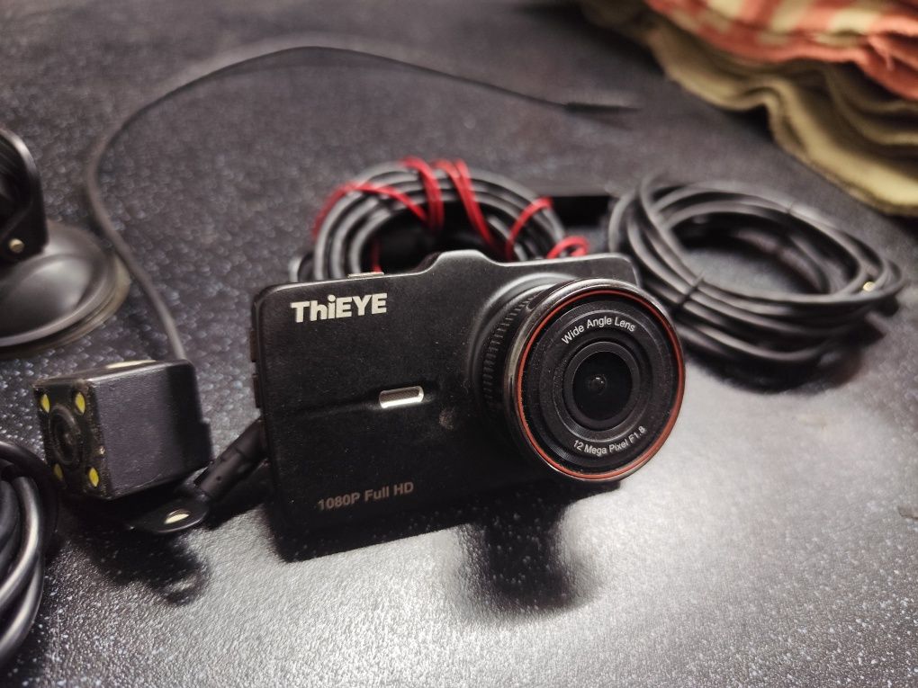 Відеореєстратор ThiEYE з камерою заднього Carbox 5R Dash Cam Real 1080