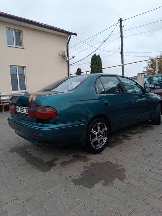 Toyota Carina E 1.6