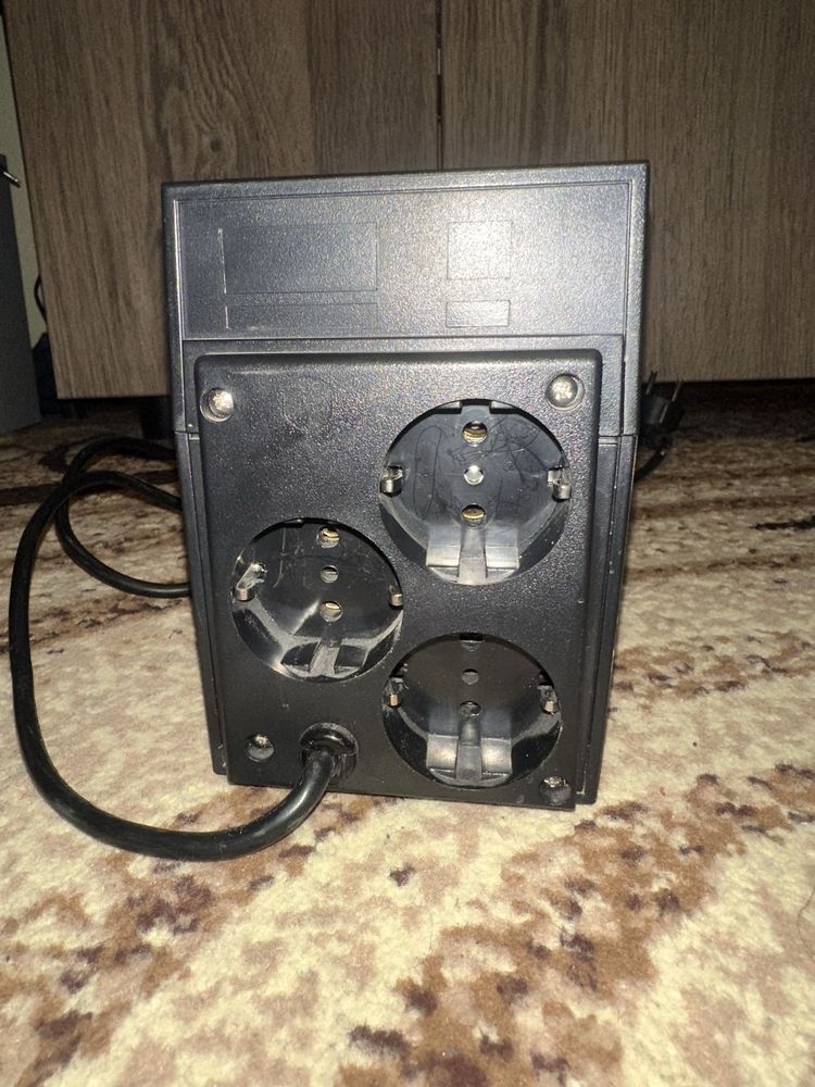 ДБЖ Powercom RPT-600A