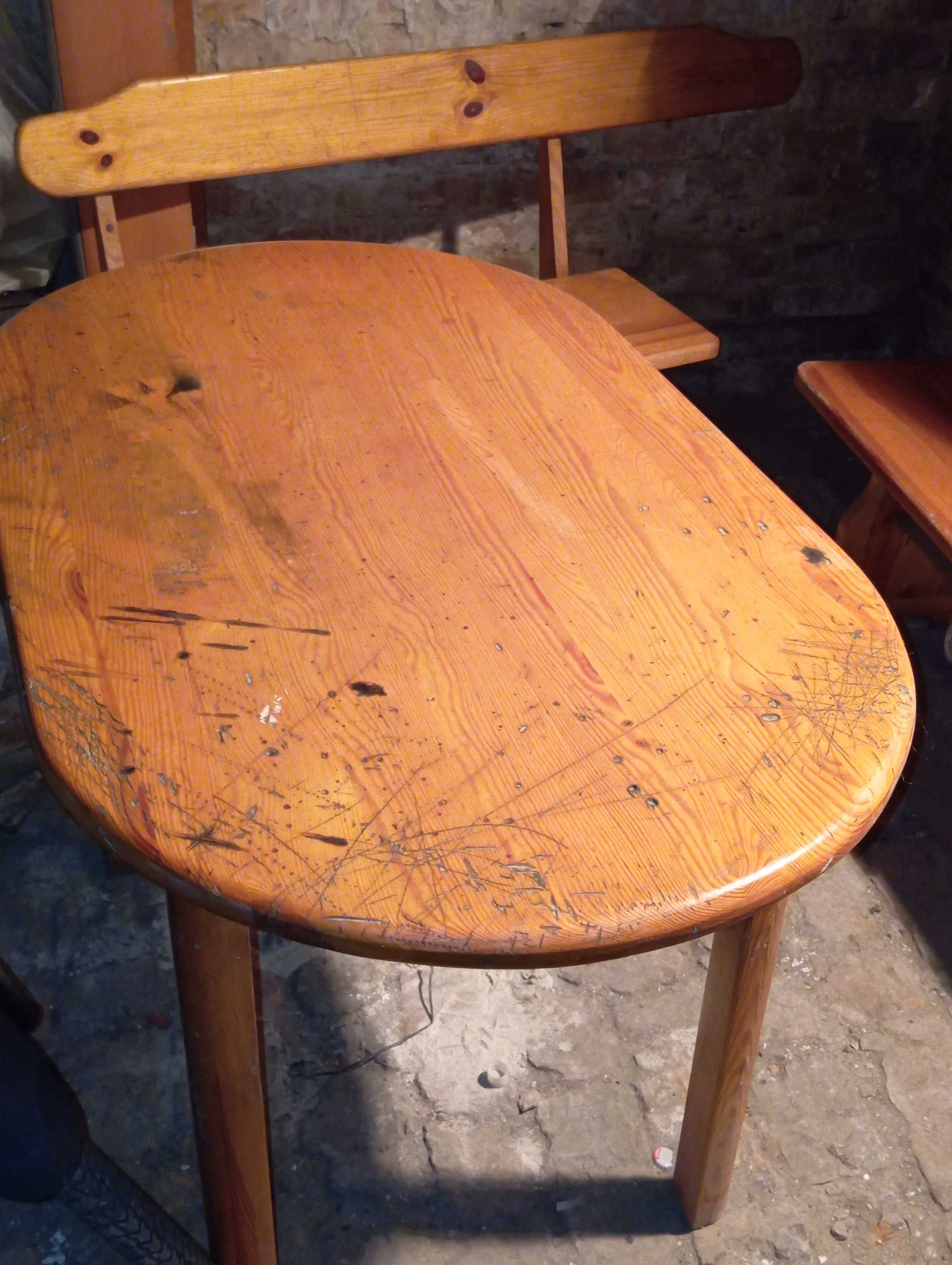Komplet sosnowy dwie ławy i stół do odnowienia