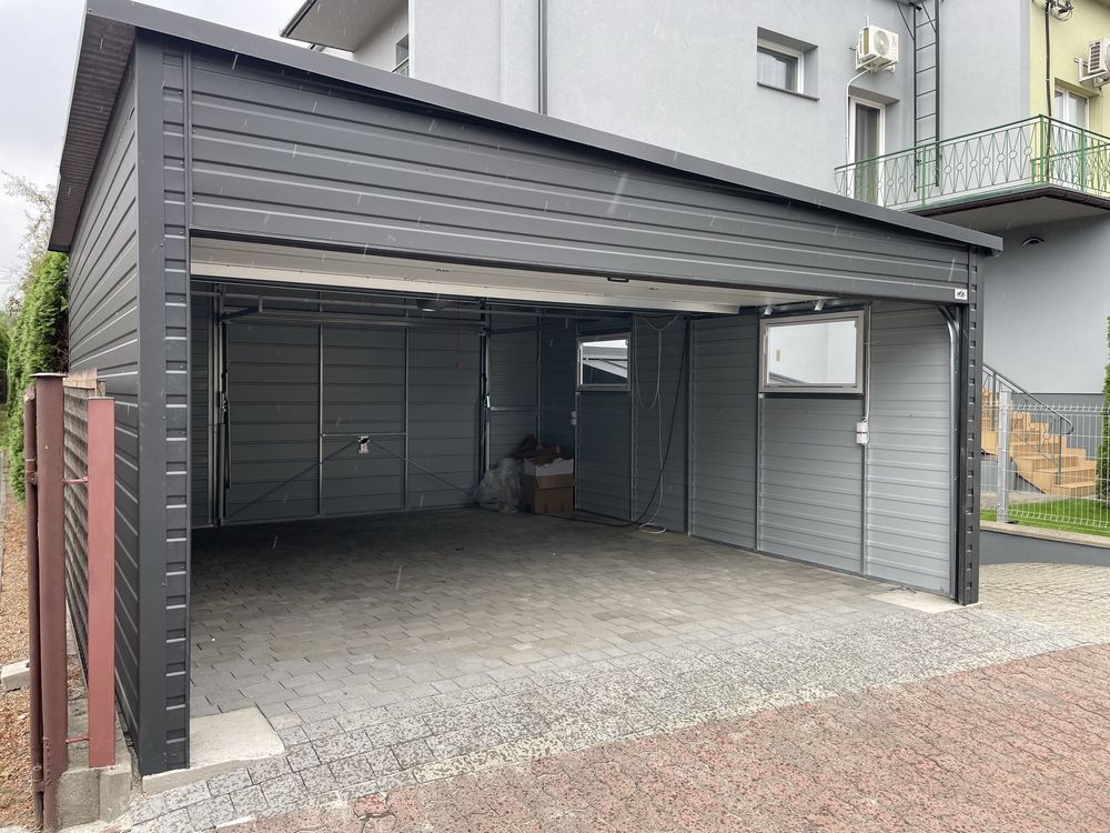 Garaż blaszany 5.5x6, brama segmentowa, grafit mat, PRODUCENT.
