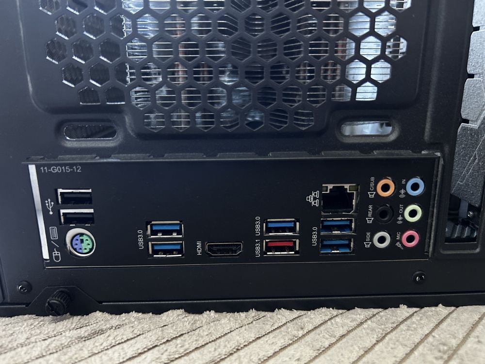 Sprzedam komputer owy zestaw plyta glowna procesor i5 9600k