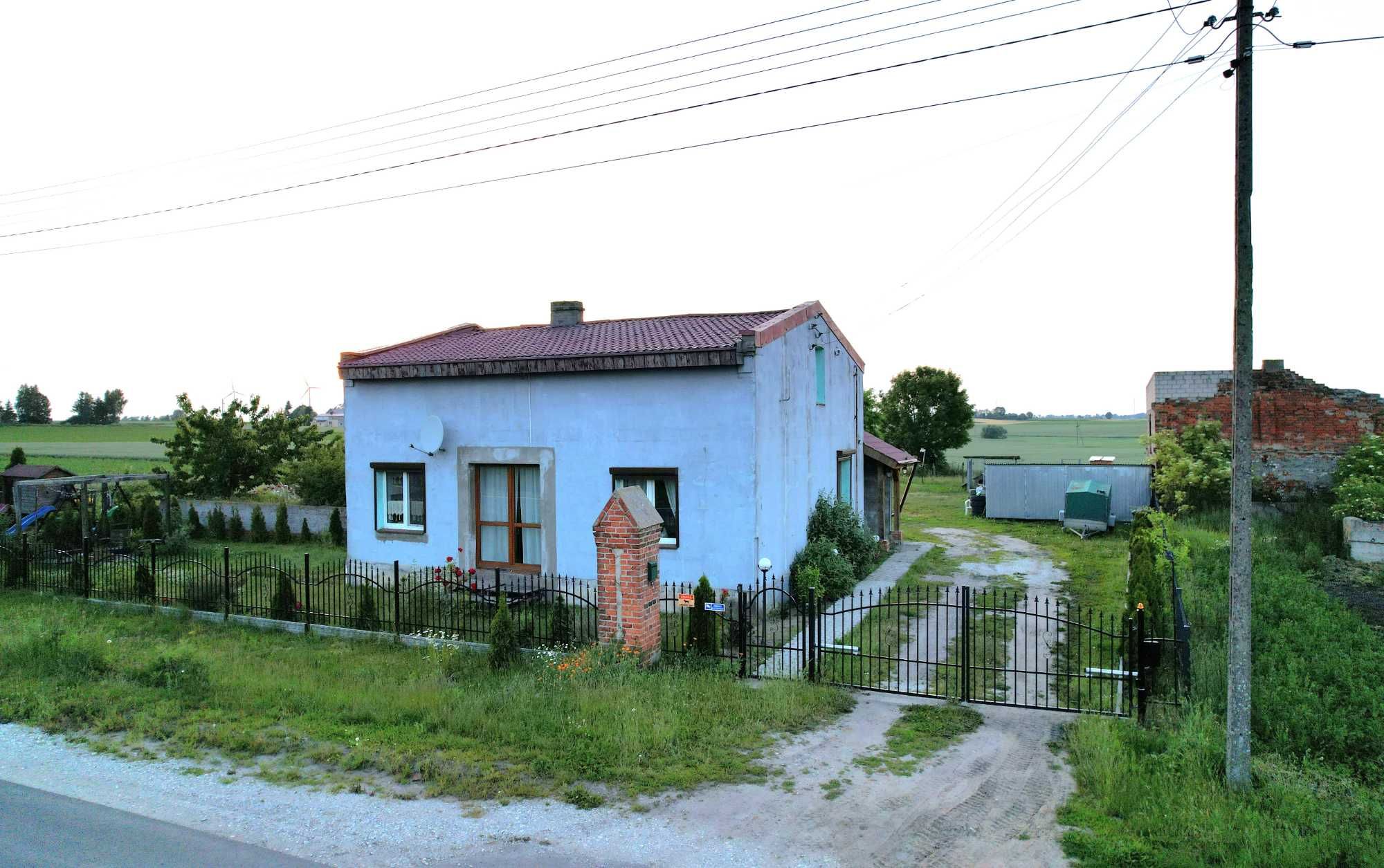 Dom z dużą działką