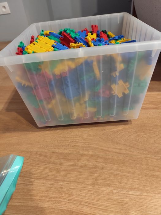 Klocki konstrukcyjne clics