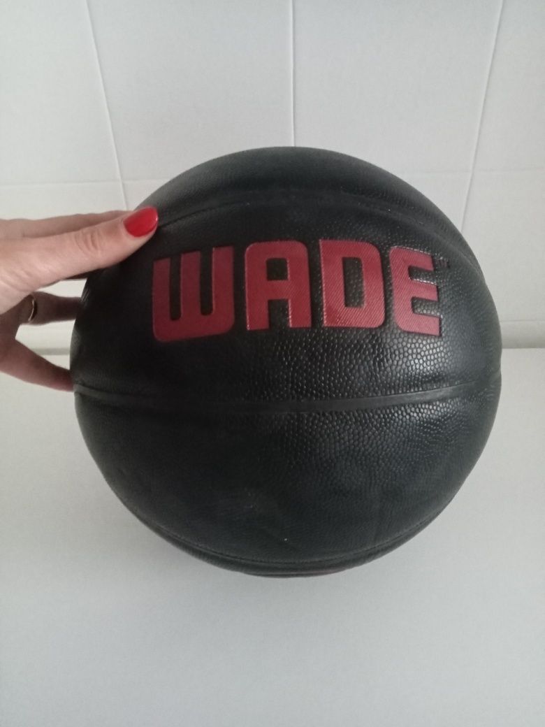 Bola Converse Wade