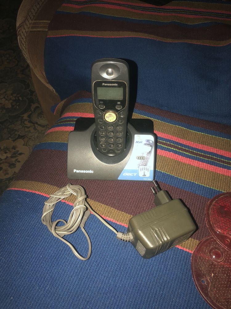 Продам стационарный радио телефон Panasonic