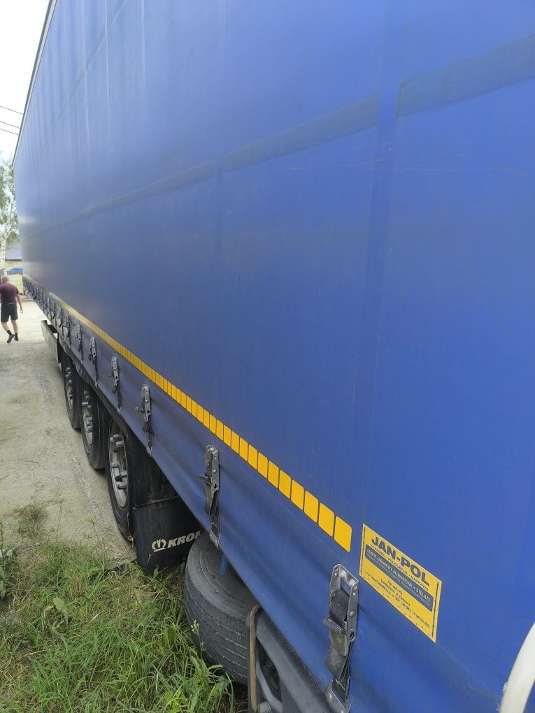 Naczepa.  Krone standard