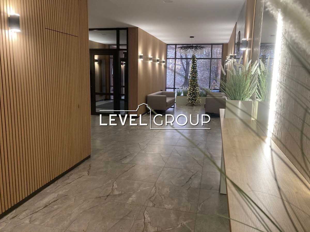 БЕЗ% .Продаж 2 к. кварт. 83 м. вул. Коновальця 36- м. Печерська 10 хв.