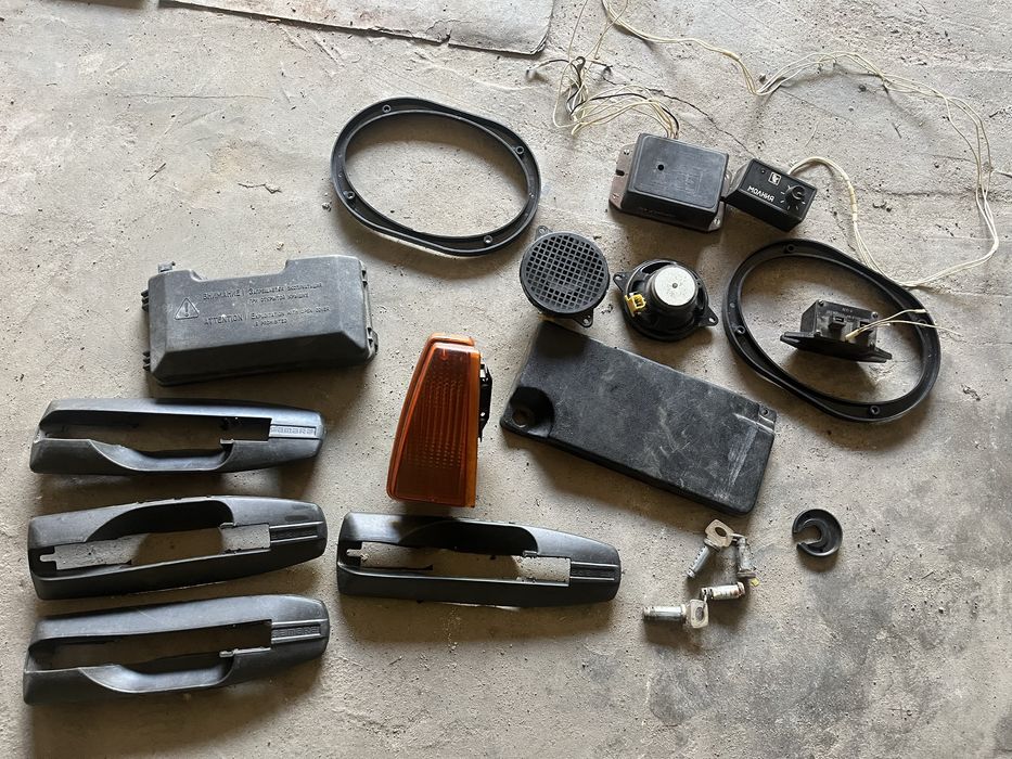 Накладки під дверні ручки ВАЗ/інші запчастини