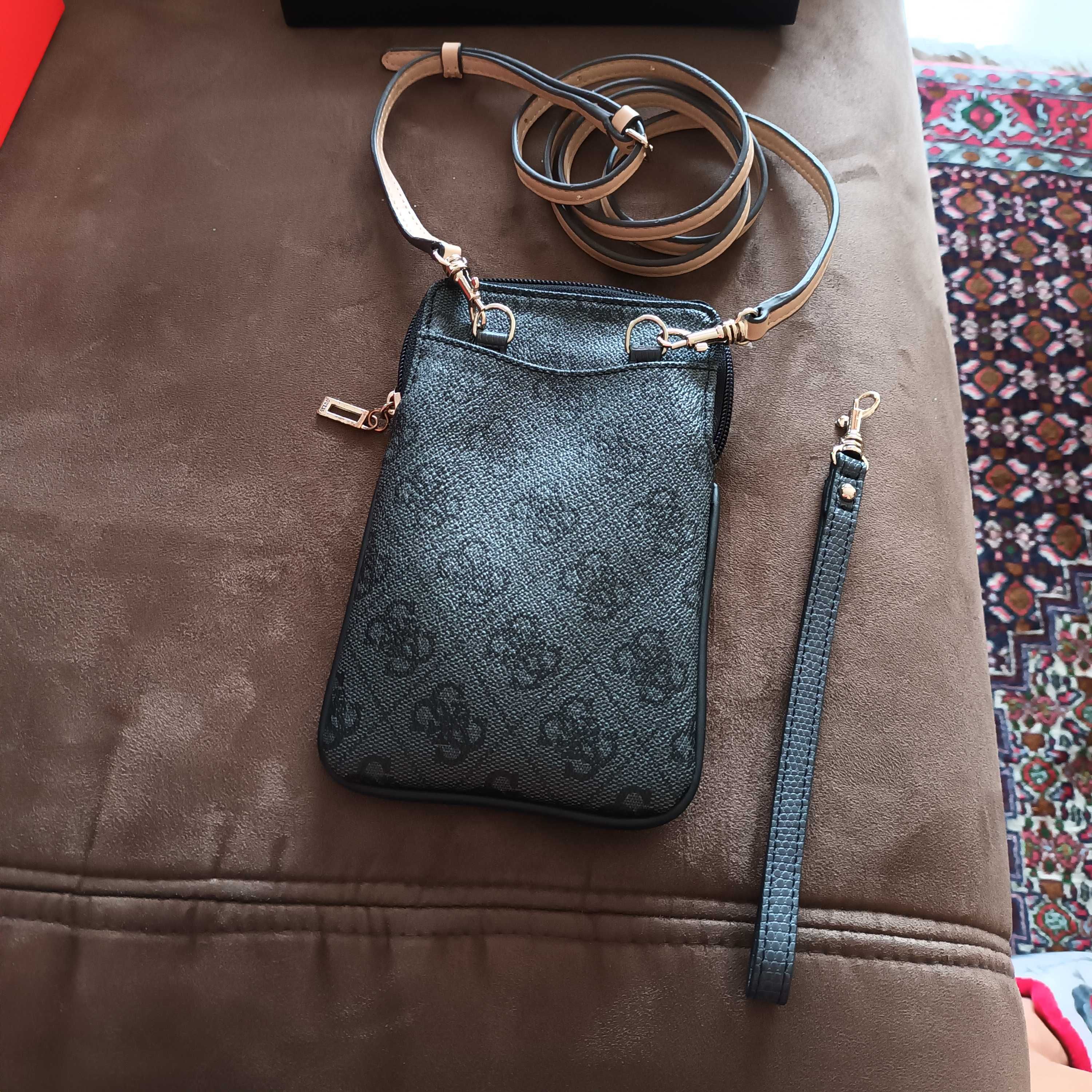 Malinha tiracolo Guess