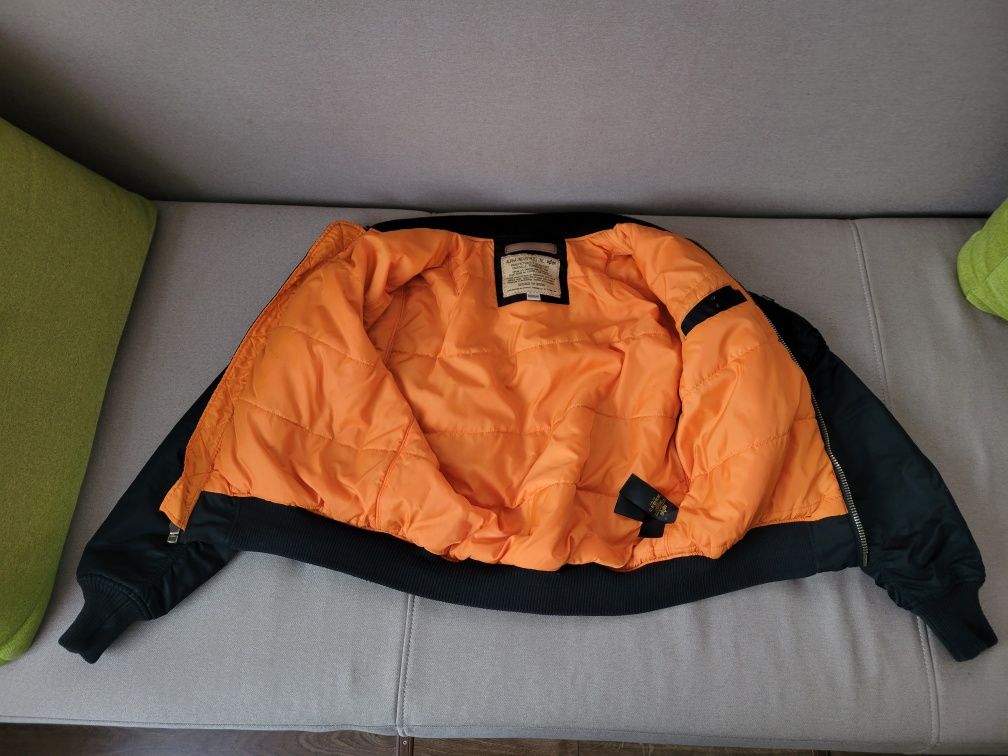 Бомбер М, Alpha Industries, альфа