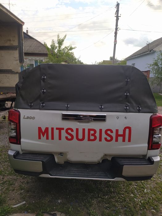 Тенти до авто та сільгосптехніки.