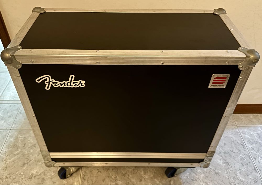 Fender 65 Twin Reverb + Flight Case Santosom