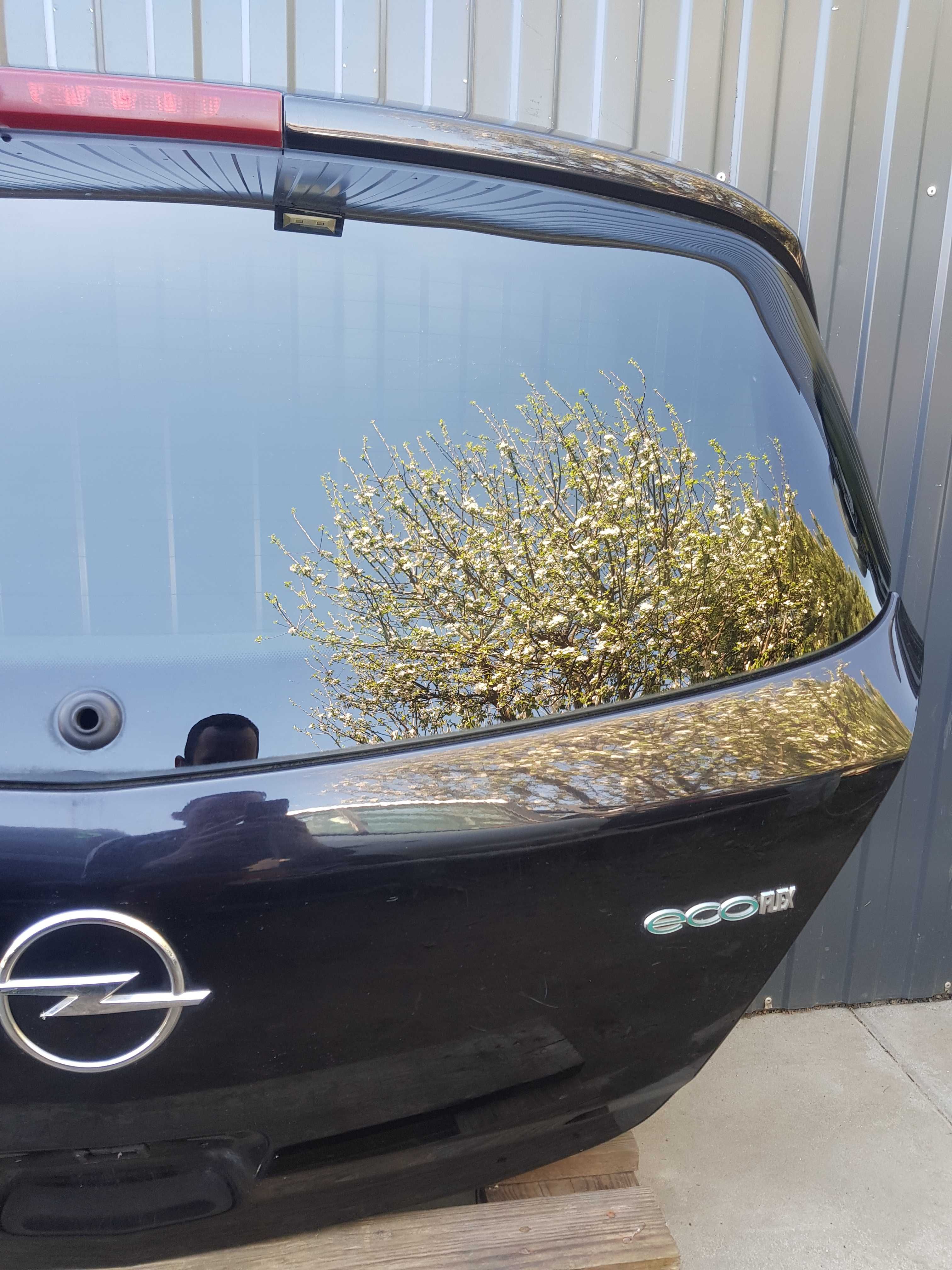 Opel Corsa D Klapa Bagażnika Kolor Z20R 5 Drzwiowa