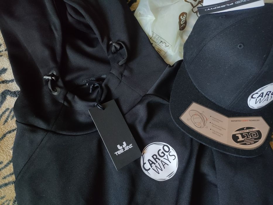 Худи, спортивная толстовка Tee Jays 5600 Black+110 Flexfit cargo ways