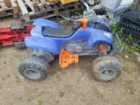 Mini quad na baterie