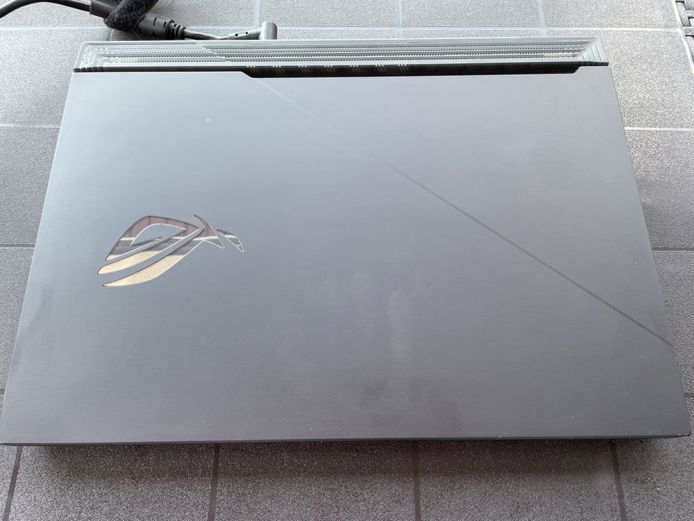 Róg strix scar 17 laptop gamingowy