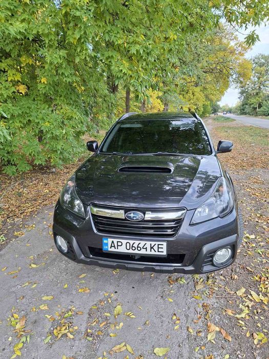Продам авто 2013г Субару