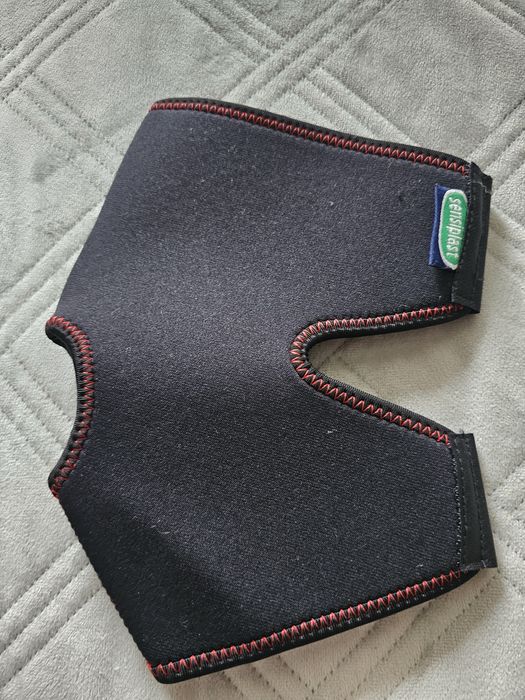 Наколінник ортопедичний Sensiplast бандаж для коліна регульований