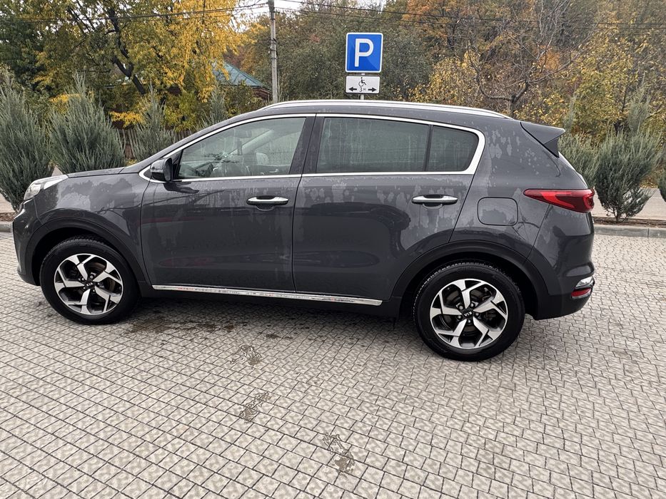 Продам kia sportage 2018 рік дизель 1.6 обєм двигуна
