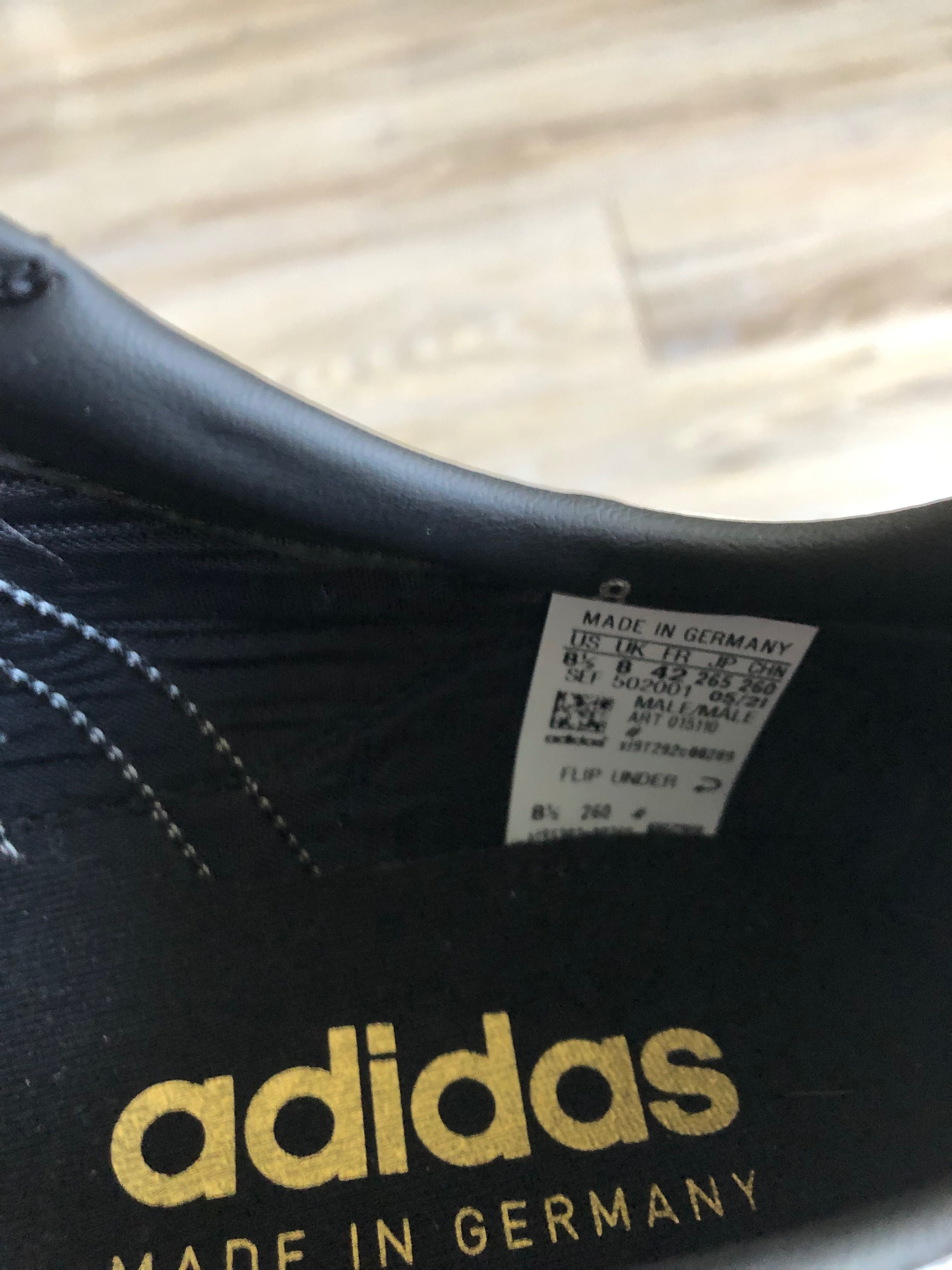 Adidas Copa Mundial, розмір 42 (UK 8). Країна виробник - Німеччина.