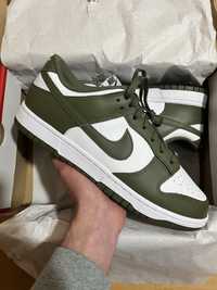 Nike dunk low olive