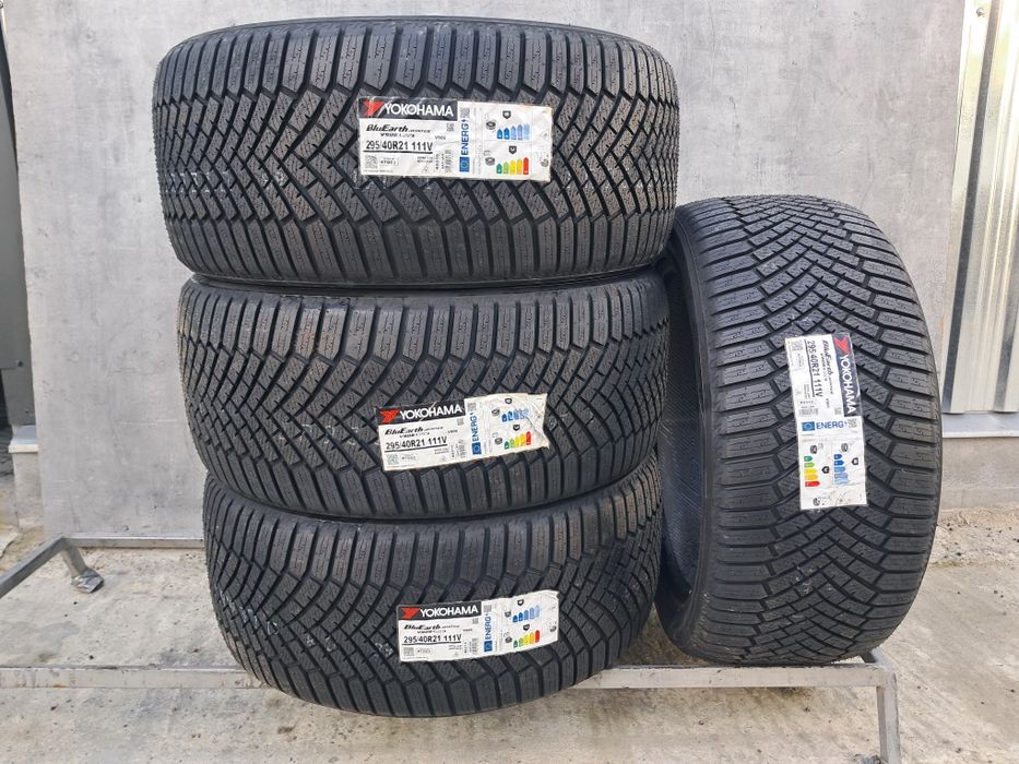 Резина зимова, НОВА, 295/40 R21 Yokohama BluEarth Winter V906 SUV
