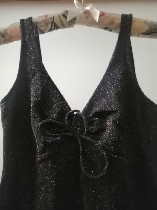 Vestidos de senhora cada 5€ tam. M