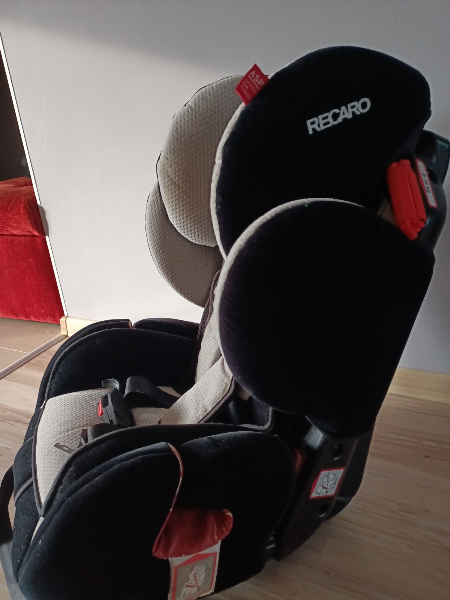 Fotelik samochodowy Recaro 9-36kg